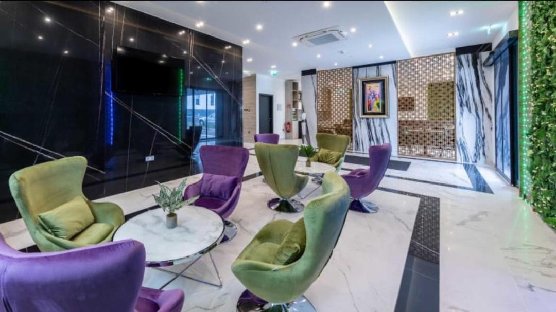 Hotel Business Bay Das Ehemalige Staycation Hotel 辛德尔芬根 外观 照片